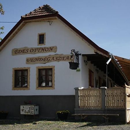 Édes Otthon Vendégház Nagyborzsony Esterno foto